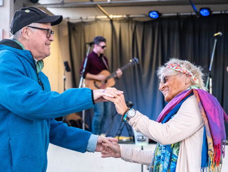 Is ‘Live in Loop’ at Riverside Theatre losing its luster?