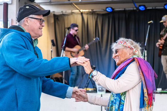 Is ‘Live in Loop’ at Riverside Theatre losing its luster?