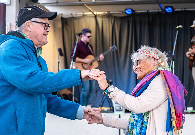 020726 TheLoop JoshuaKodis 001