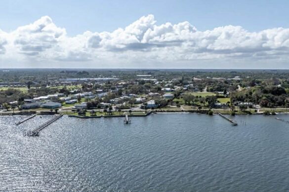 Boater discovers man’s body in Sebastian; deputies investigating