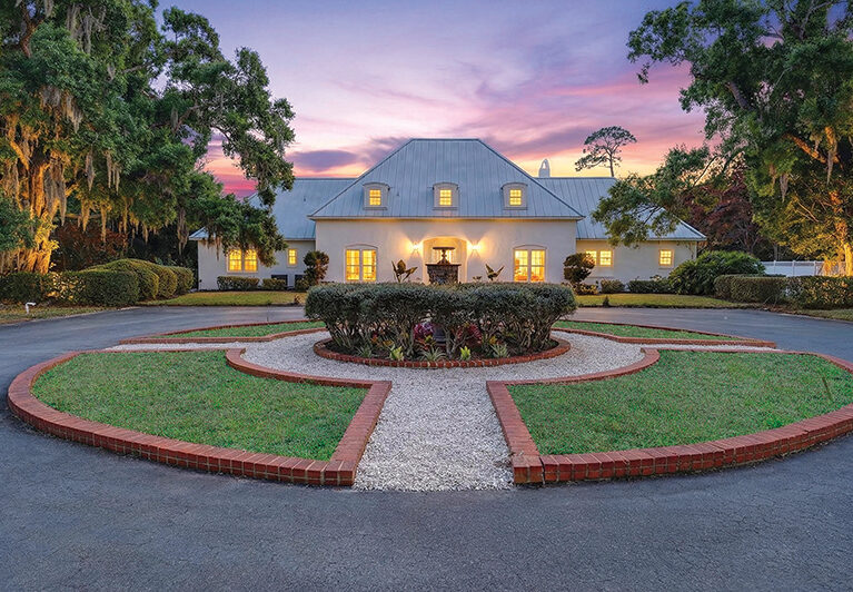 Beuttell 295464 SunsetFront