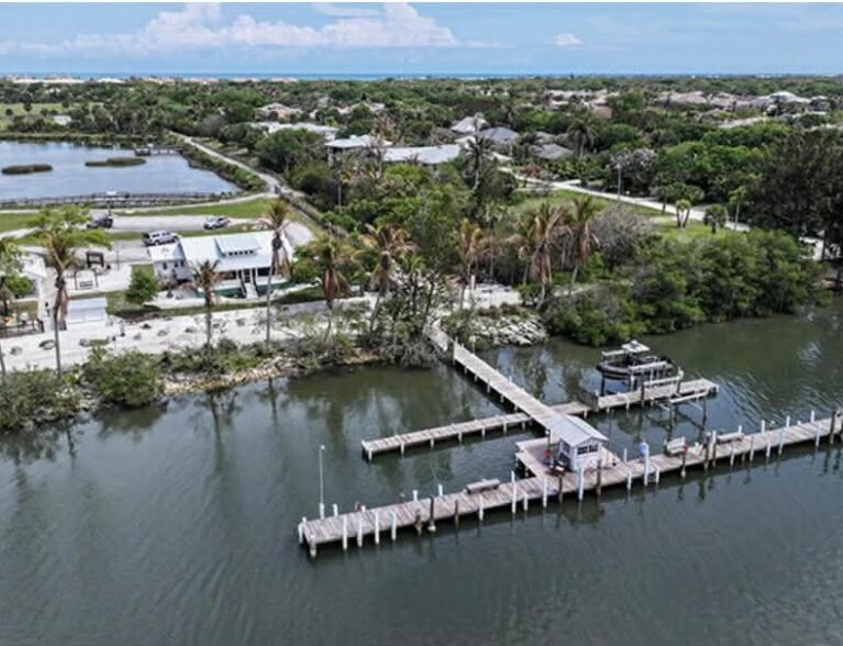 a83d635b 4fe6 43de a54f 786d9dcf91fb