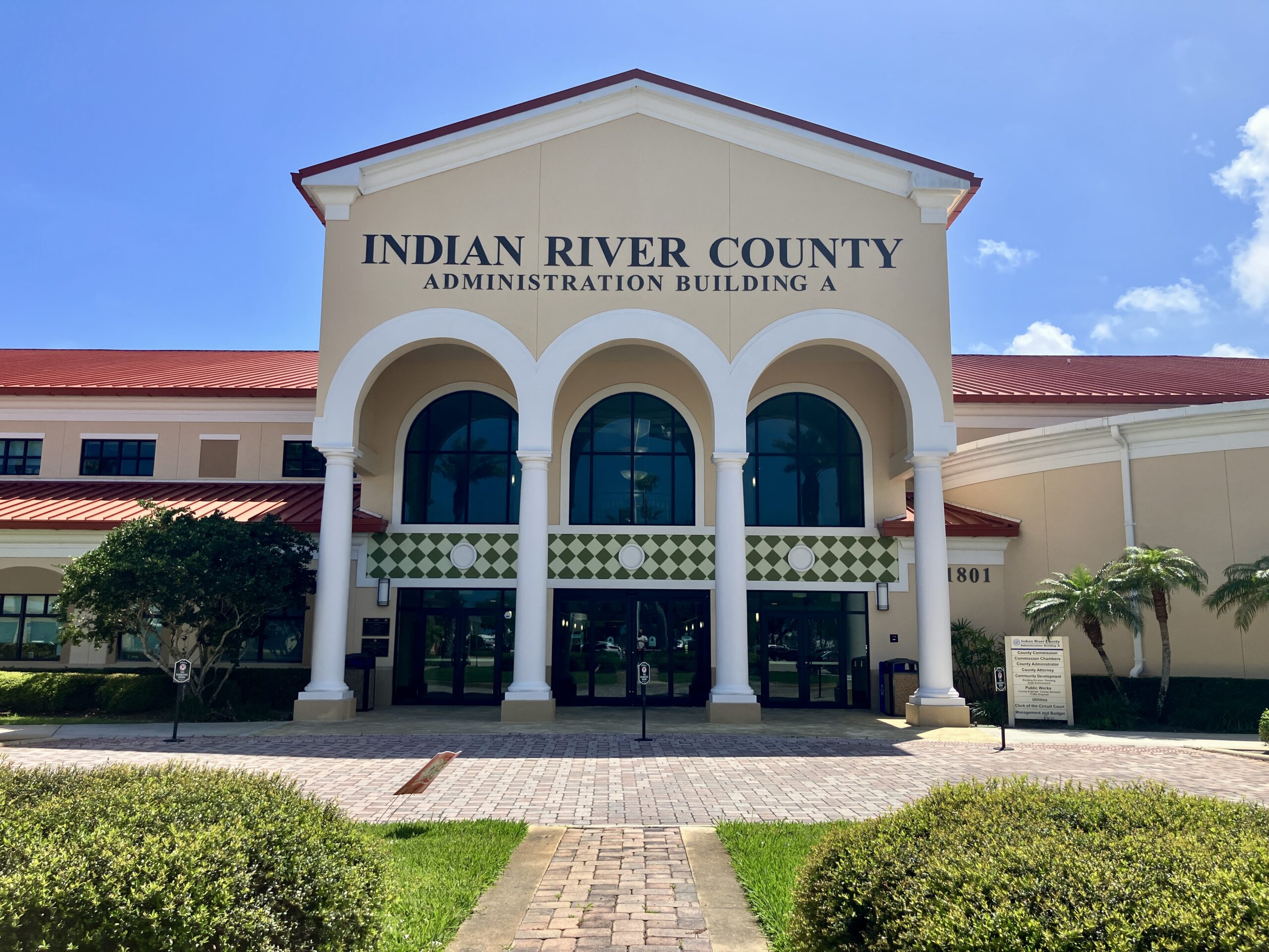 03042 IRC Admin Chambers Building JoshuaKodis 001