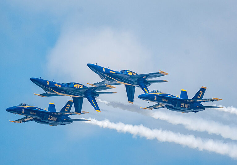 Blue Angels' awe-inspiring aerial wizardry dazzles Vero - Vero News