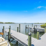 300 Harbour Dr 104A 98