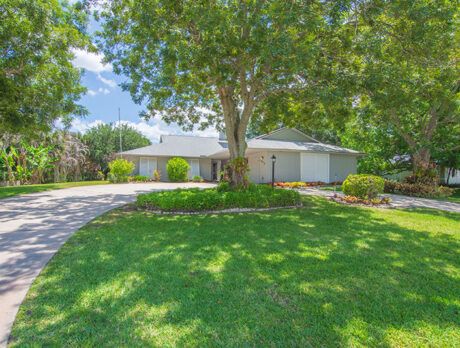 Make this Green Acres Estates home your personal haven