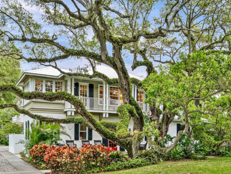 Experience coastal charm among the oaks in Veromar