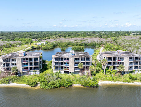 Teen dies after fall from abandoned condo in Sebastian