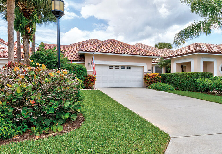 Updated Victoria Island home overlooks golf course