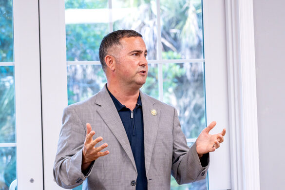 Democrat Darren Soto wants to win over our red county