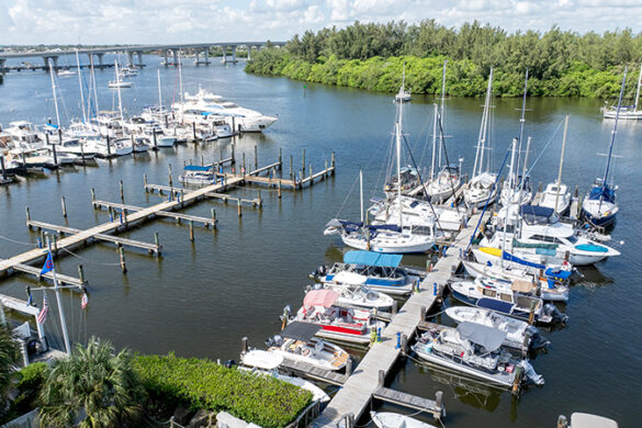 Stranded customers say boat club gave them the slip