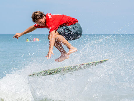 Horde of ’boarders’ makes for biggest-ever ‘Skim Jam’ here