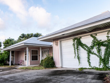Castaway Cove ‘eyesore’ home set for auction