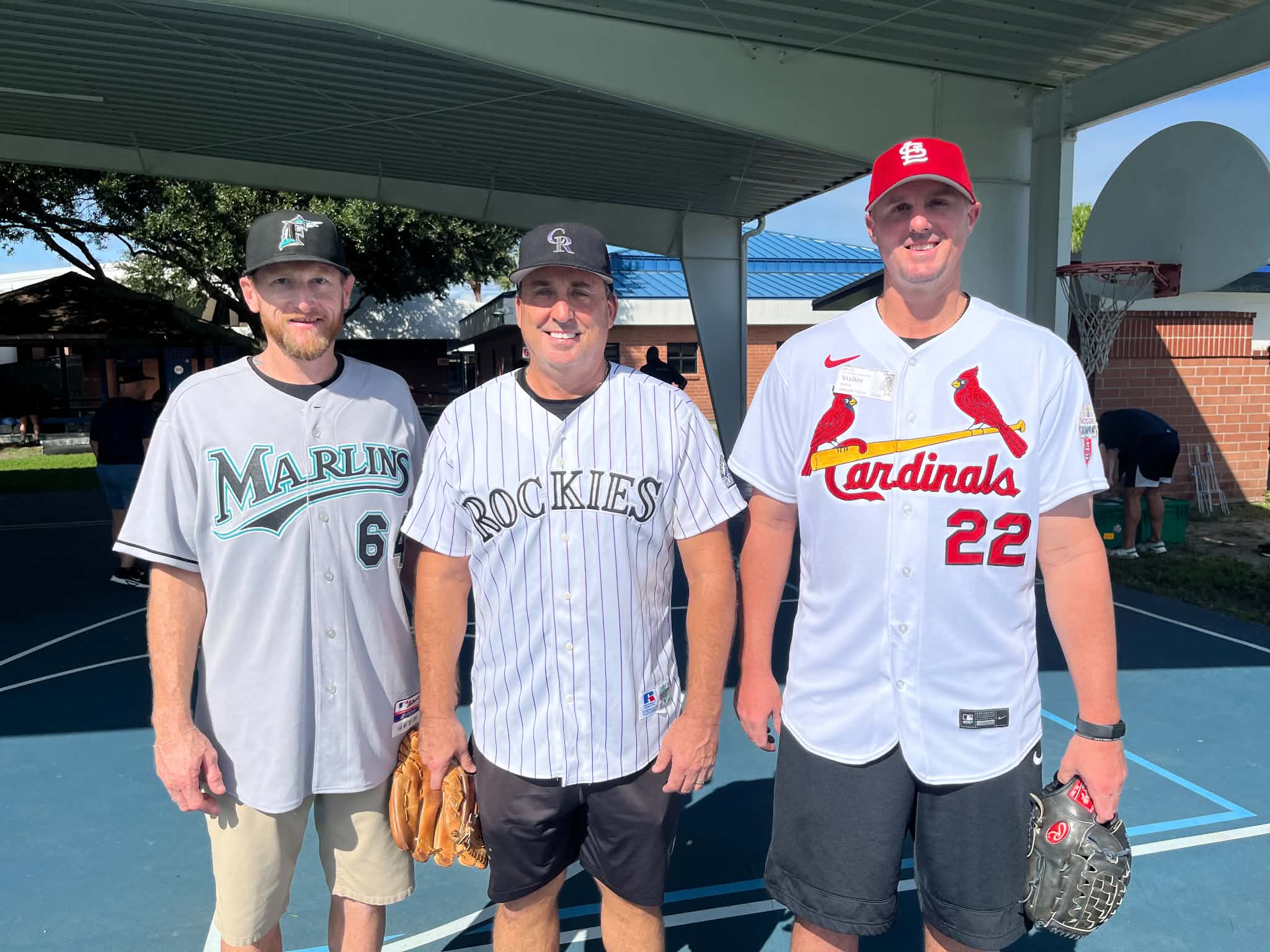 Former MLB pros teach Dodgertown Elementary youth the fundamentals of ...